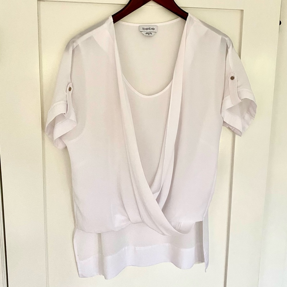 Bebe White Short Sleeve High-Low Dress Shirt - Size S